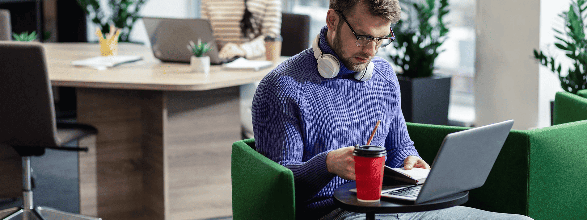 customers-section-bg